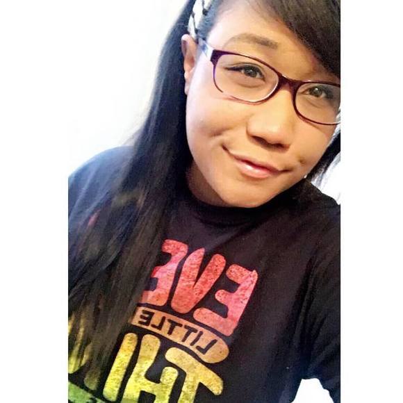 Meet your Posher, Danielle - Picture 1 of 1